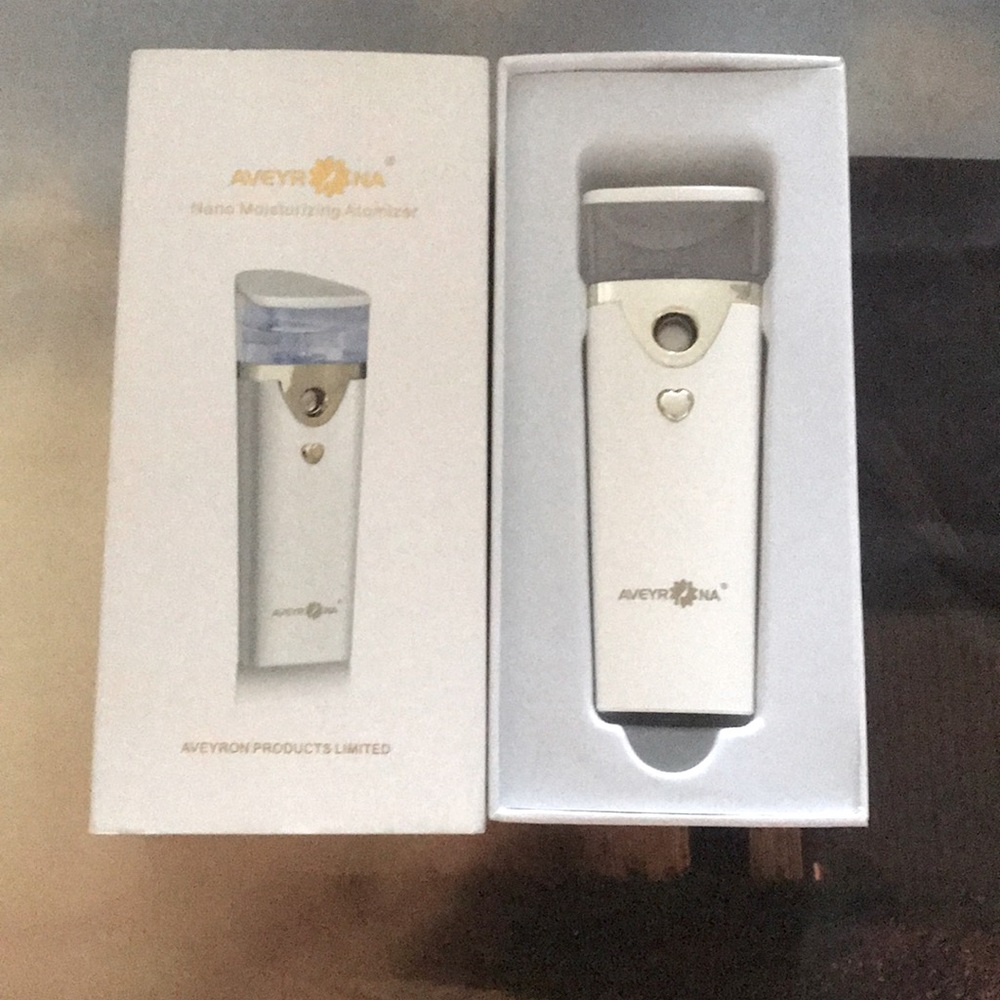 Facial moisturizing atomization mist